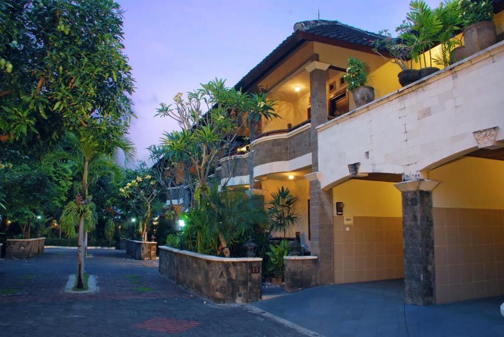Taman Ayu 212 Hotel Denpasar  Bagian luar foto